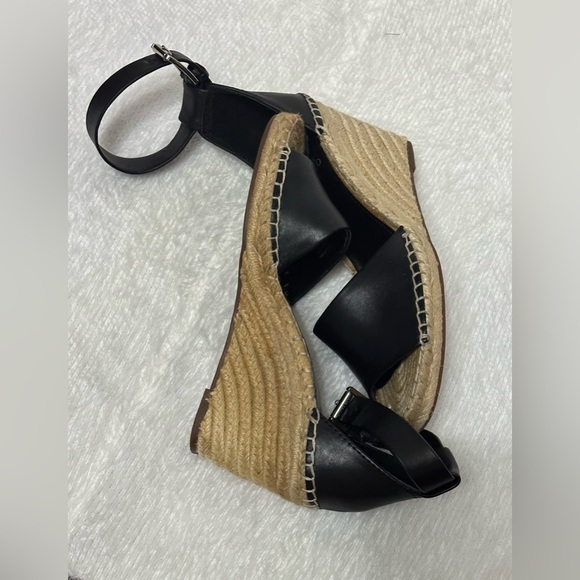 Vince Camuto Black Espadrille Sandals with Ankle Strap 💛🖤 - Picture 2 of 9